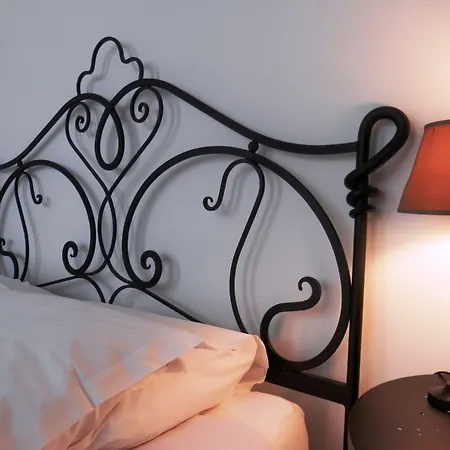 Le Chai Catalan Bed & Breakfast Ortaffa