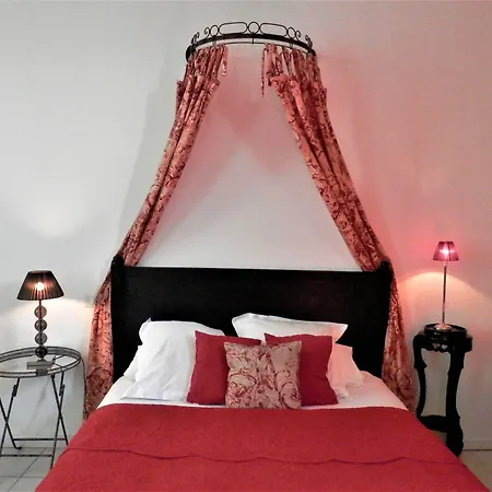 Le Chai Catalan Bed & Breakfast